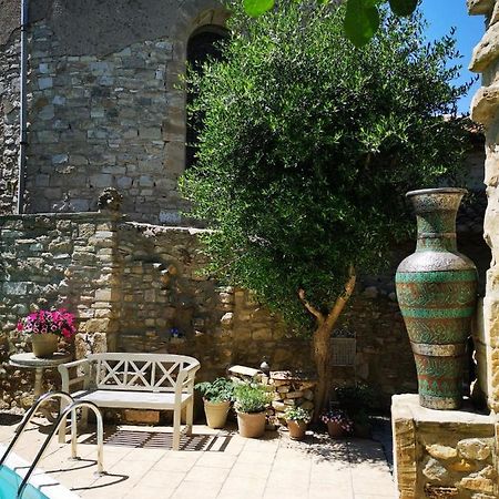Au Clos Des Anges Saint-Jean-de-Maruejols-et-Avejan Luaran gambar